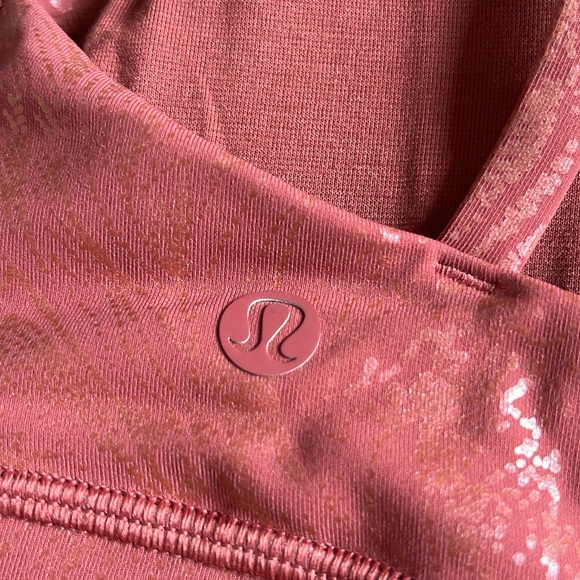 NWOT Lululemon Energy Shine Sport Bra Size 4 - Picture 3 of 8